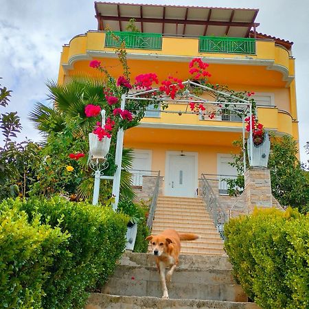 레프카디 찰키다스 House With Wonderful View 아파트 외부 사진